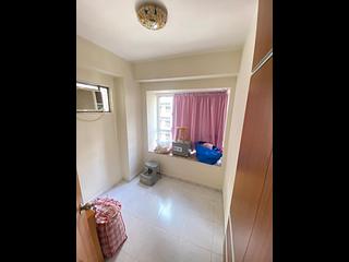 Sai Ying Pun - Yuk Ming Towers 04