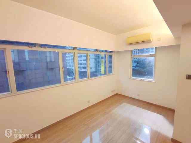 Wan Chai - Sun Kai Mansion 09