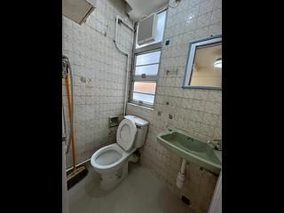 Sai Ying Pun - Wing Lee Building 05
