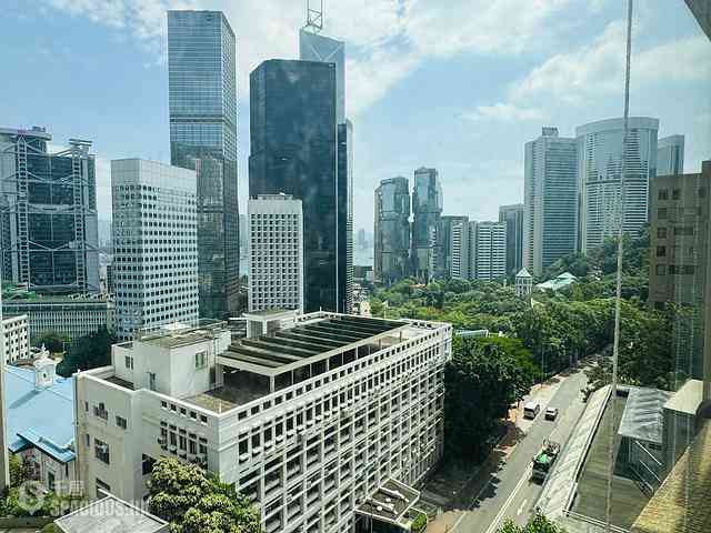 Mid Levels Central - Chenyu Court 01