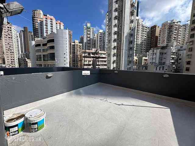 Happy Valley - 21-23, Sing Woo Road 01