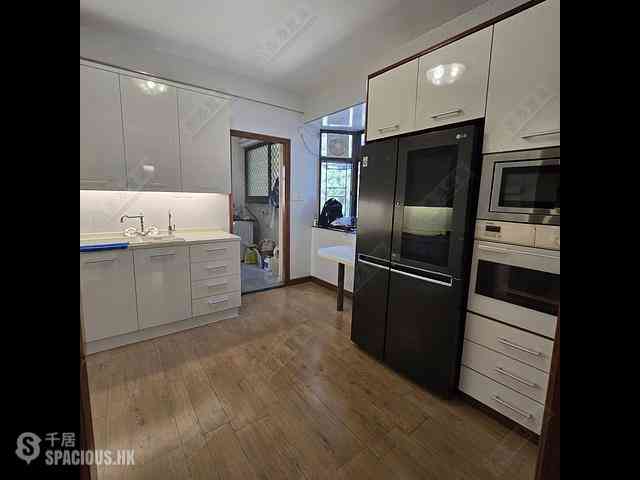Tai Hang - Elm Tree Towers Block B 02