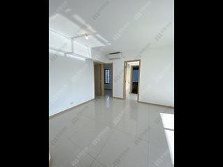 Tsuen Wan - Ocean Pride Phase 3 Block 6 03