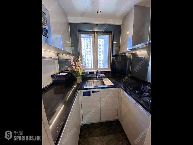 Tsuen Wan - Ocean Pride Phase 3 Block 6 04
