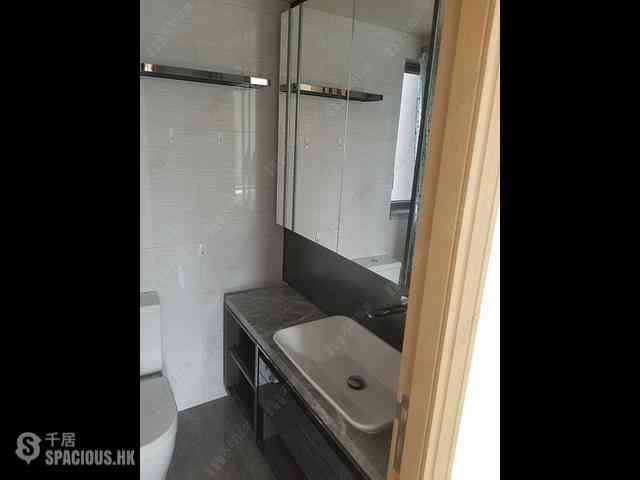 Tsuen Wan - Ocean Pride Phase 3 Block 6 07