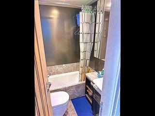 Tsuen Wan - Ocean Pride Phase 3 Block 6 08