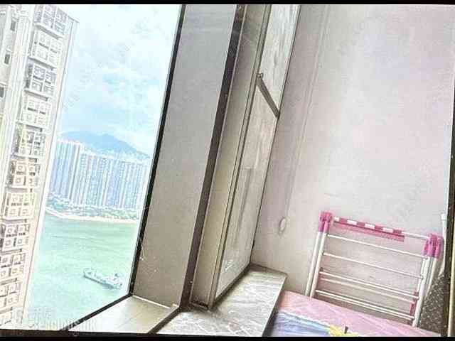 Tsuen Wan - Ocean Pride Phase 3 Block 6 09