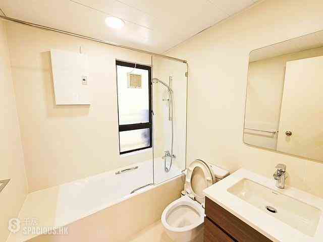 Repulse Bay - Ruby Court Tower 2 07