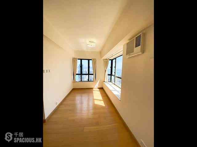 Mid Levels Central - Vantage Park Block 2 05