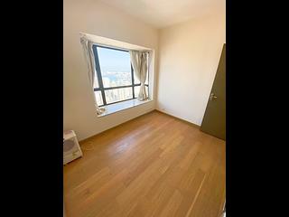 Mid Levels Central - Vantage Park Block 2 10