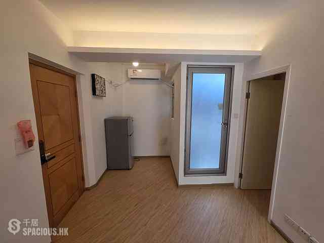 To Kwa Wan - On Ning Building 01