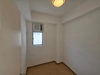 To Kwa Wan - On Ning Building 03