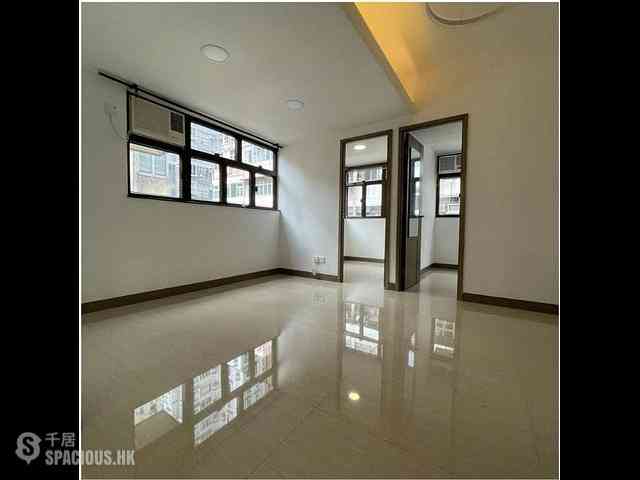 Sai Ying Pun - Wing Fong Mansion 01