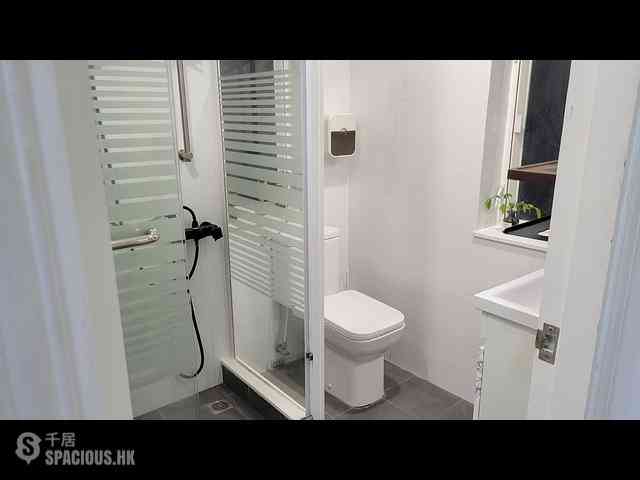 Sai Ying Pun - 25, High Street 02