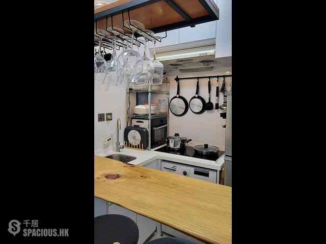 Sai Ying Pun - 25, High Street 09