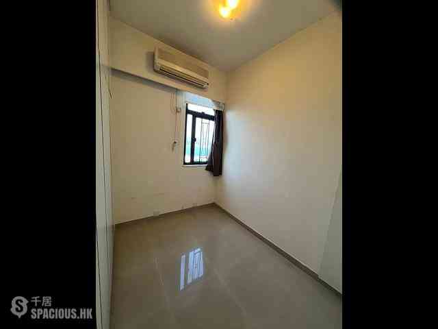 Sai Ying Pun - General Building 06