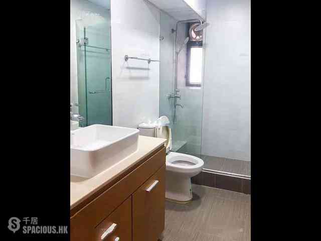 Tsim Sha Tsui East - Hilton Towers 03