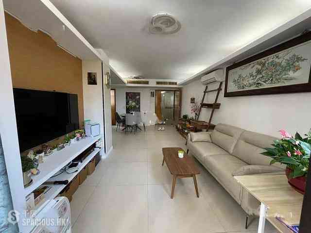 Tsim Sha Tsui East - Hilton Towers 11