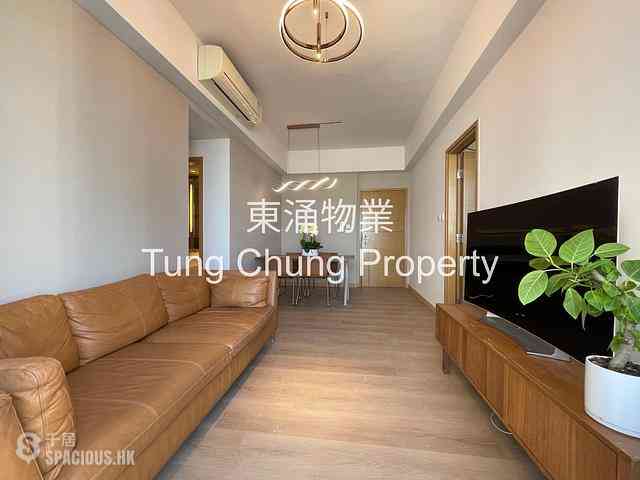 Tung Chung - Century Link Phase 1 Tower 6A 01