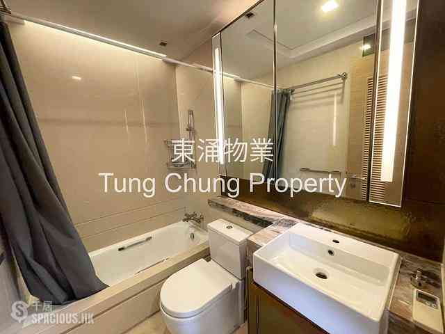 Tung Chung - Century Link Phase 1 Tower 6A 07