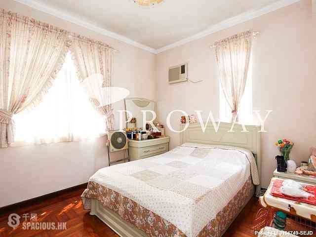 Pok Fu Lam - Four Winds Apartment 06