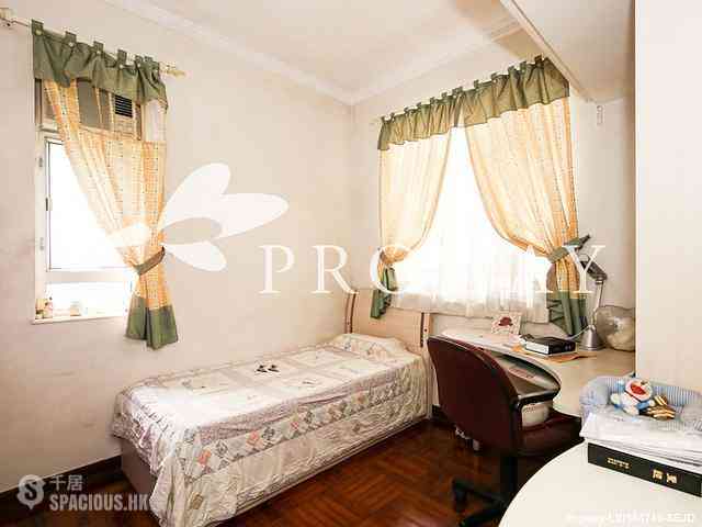 Pok Fu Lam - Four Winds Apartment 07