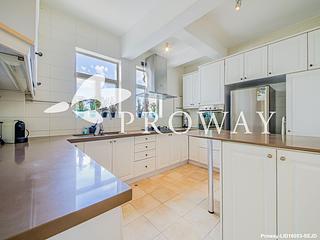 Pok Fu Lam - Four Winds Apartment 11
