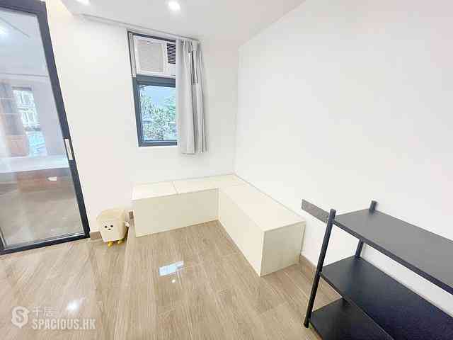 Sai Ying Pun - 23, Sai Yuen Lane 05