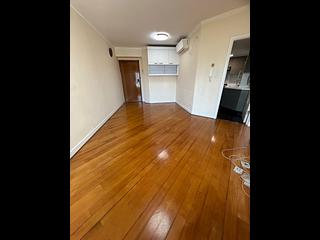 Tai Kok Tsui - Island Harbourview Block 3 02