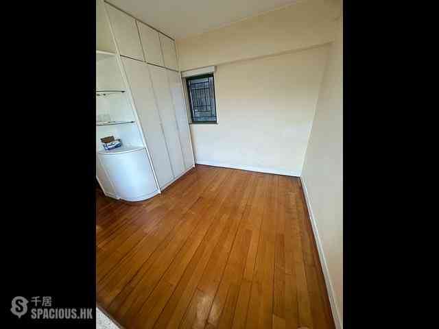 Tai Kok Tsui - Island Harbourview Block 3 06