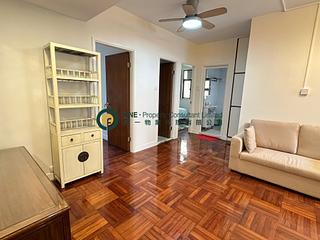 Sai Ying Pun - True Light Building 02