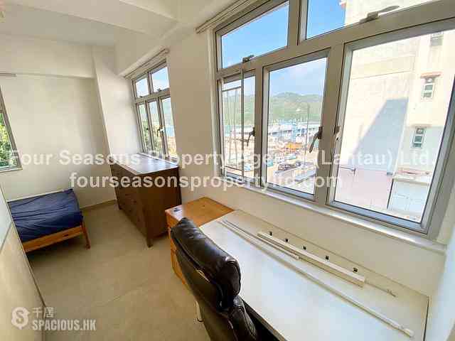 Mui Wo - Sea View Building 08