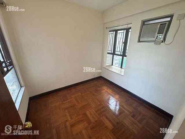 North Point - Yan Wo Building 05