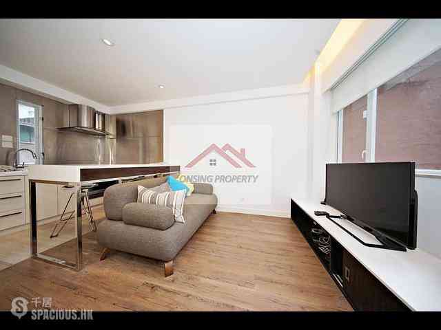 Wan Chai - Sun Hing Mansion 01