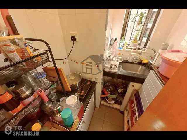 Kennedy Town - Kam Hing Building 03