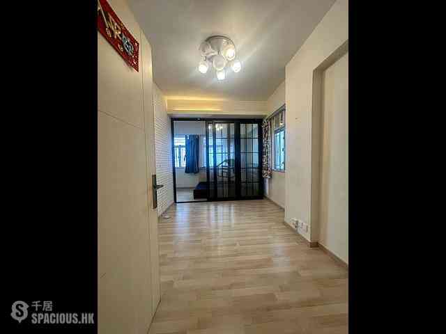 Kennedy Town - Jade Court 01