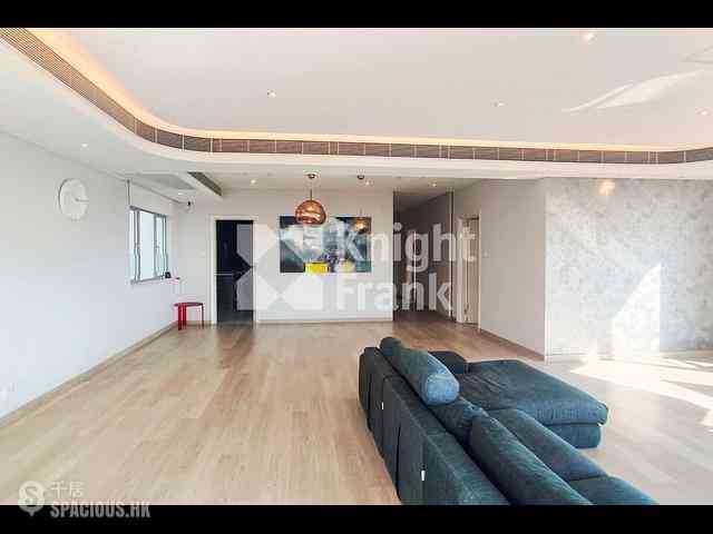 山顶 - Guildford Court 06