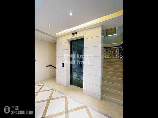 The Peak - 28, Gough Hill Road 06