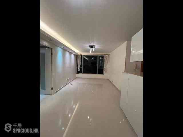 Tung Chung - Seaview Crescent Block 1 04