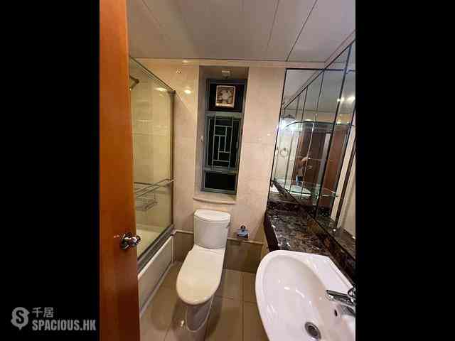 Tung Chung - Seaview Crescent Block 1 08