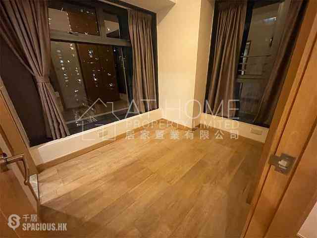 Sai Ying Pun - High Park 99 02