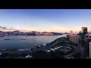 Quarry Bay - Royal Terrace 02