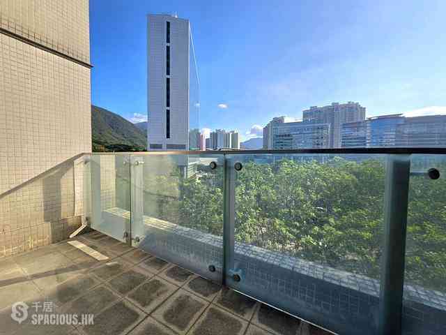 Tung Chung - Seaview Crescent 05