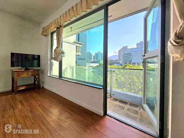 Tung Chung - Seaview Crescent 03