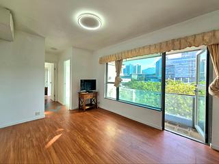 Tung Chung - Seaview Crescent 02