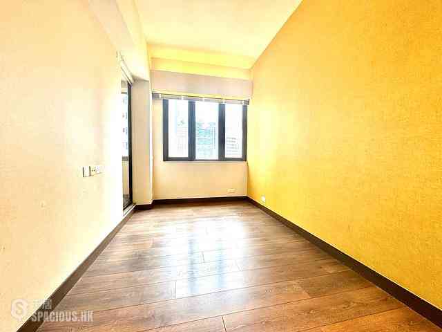 Mid Levels Central - Chenyu Court 09