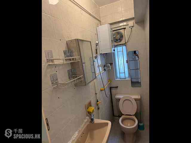 Sai Ying Pun - Tung Lee Building 07