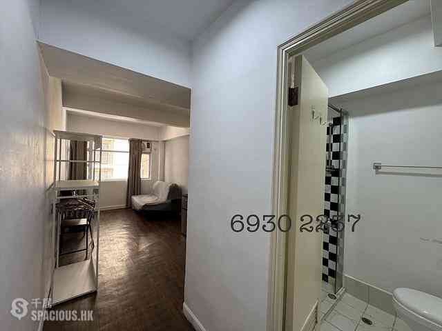 Sheung Wan - 119, Wing Lok Street 02