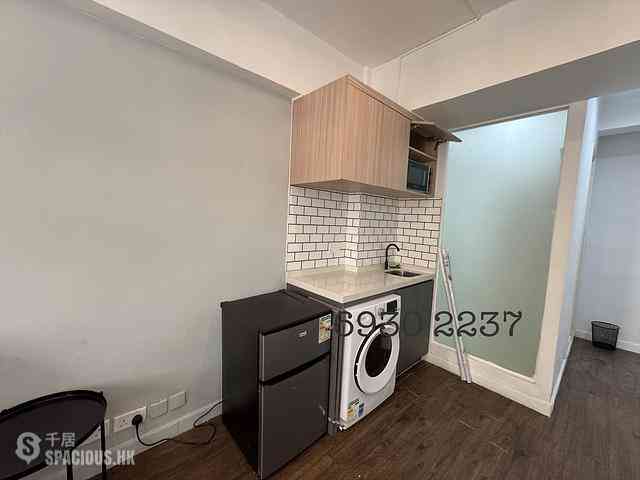 Sheung Wan - 119, Wing Lok Street 03