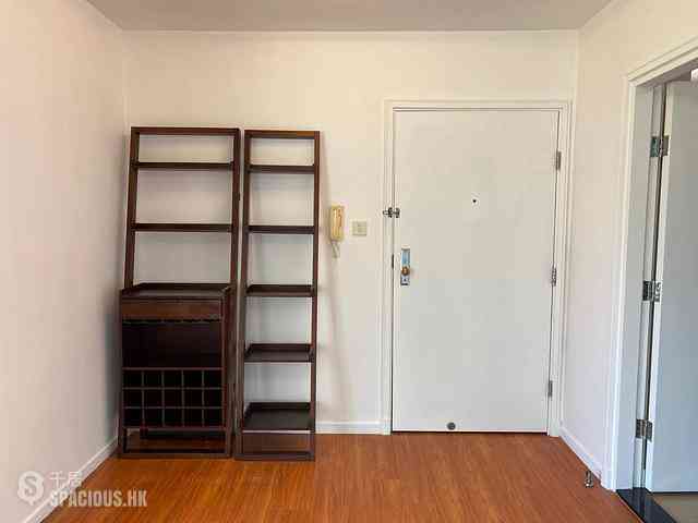 Tung Chung - Seaview Crescent Block 1 04
